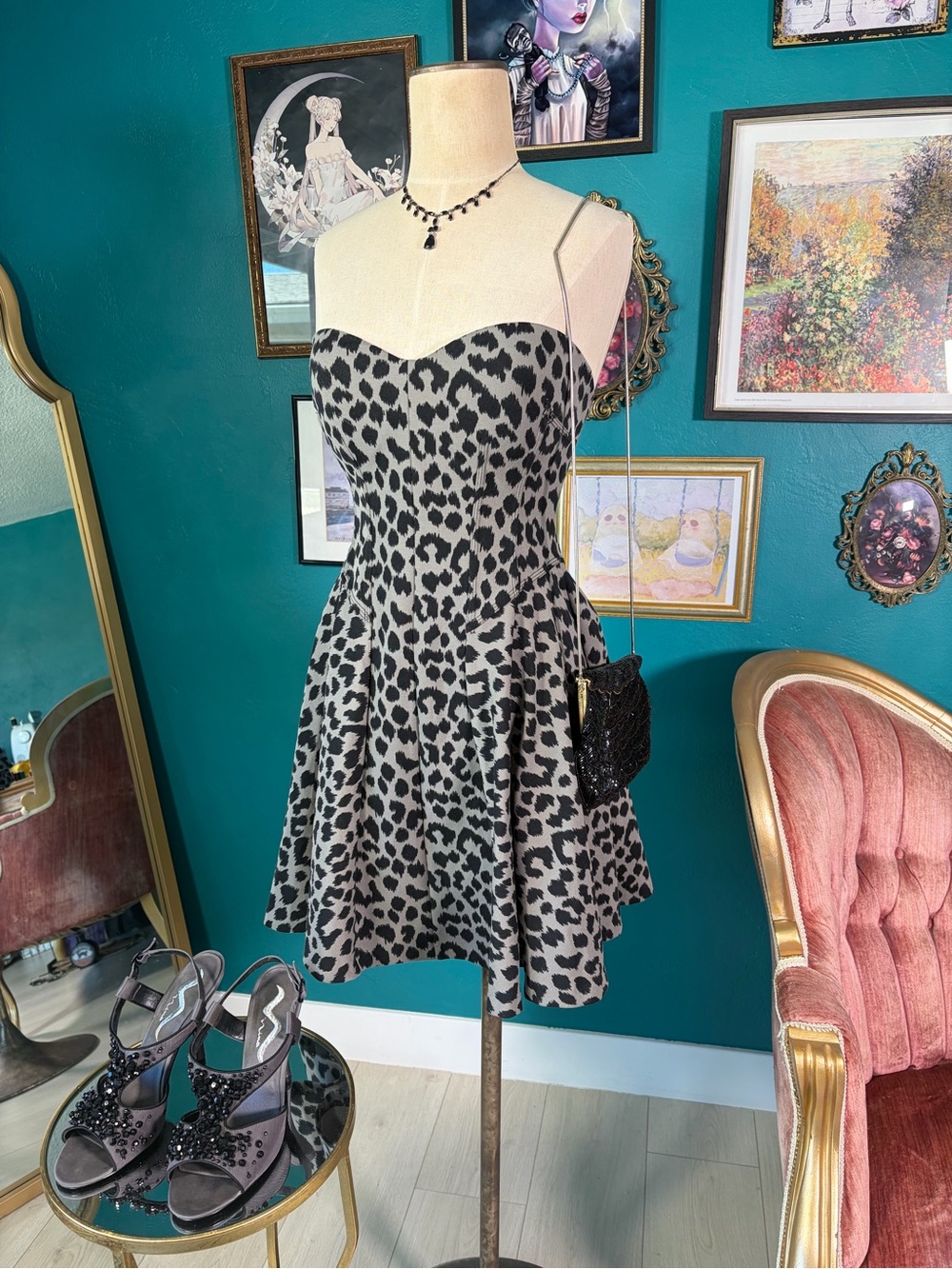 Victoria’s Secret Leopard Strapless Homecoming Dress with Built-In Bra 32C